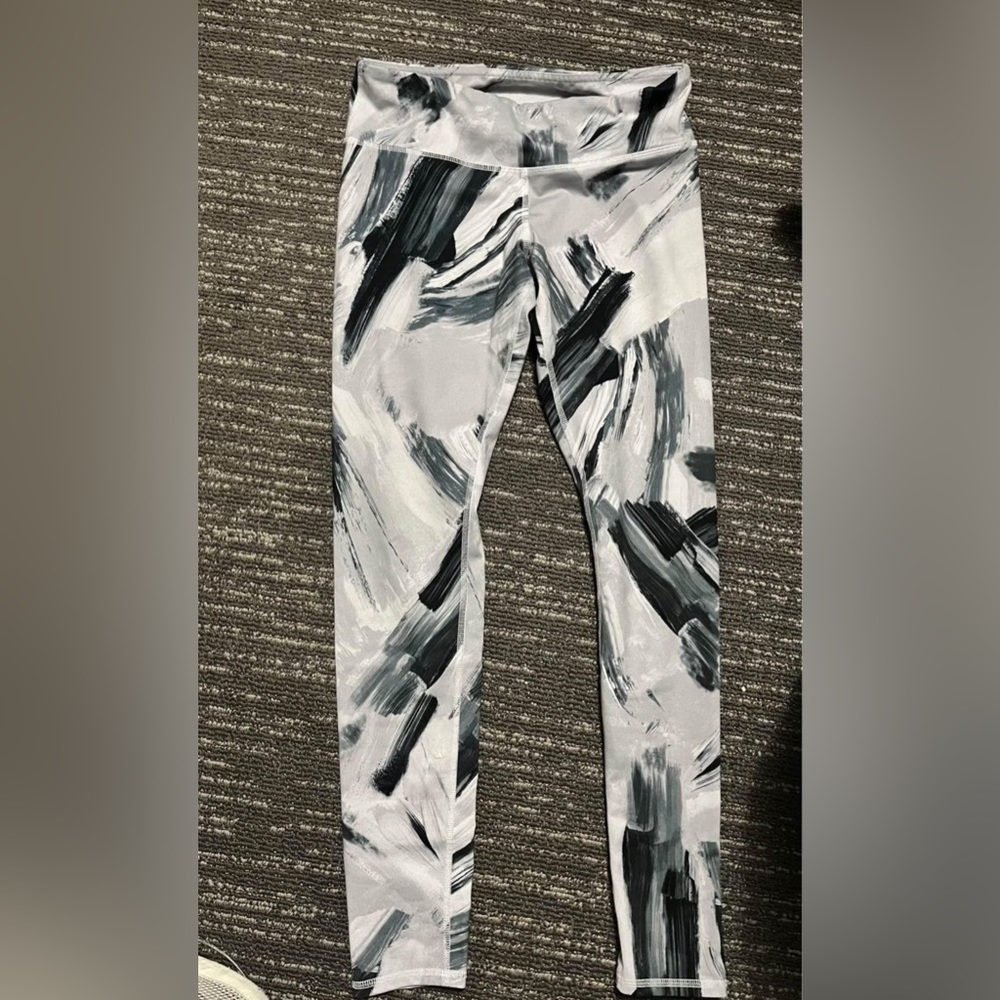 Alo Leggings
